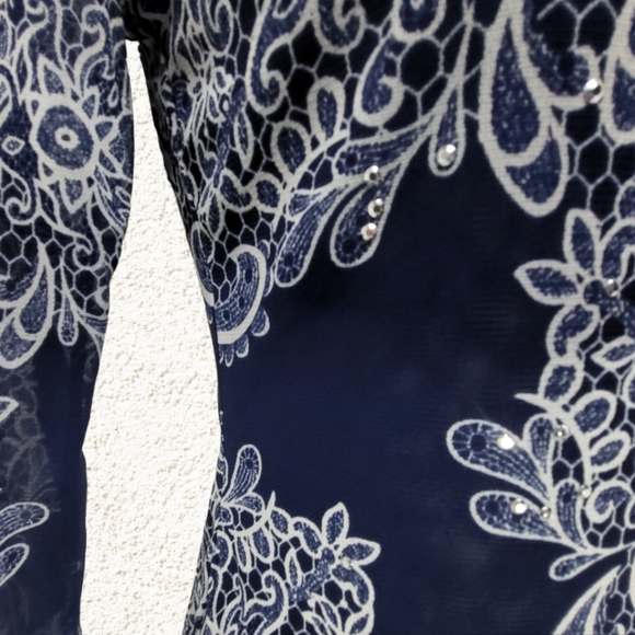 INC INTERNATIONAL CONCEPTS SEMI SHEER NYLON TOP-SMALL-FLORAL RHINESTONE - Picture 4 of 8